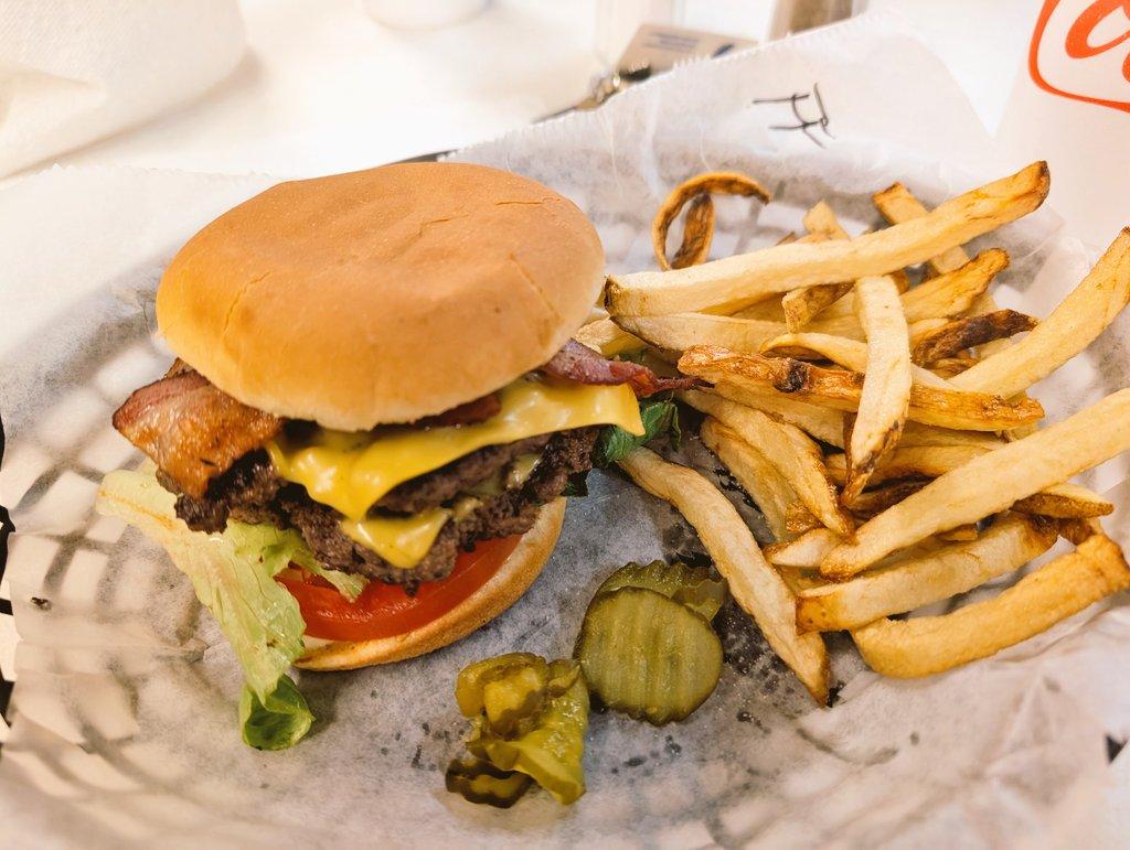 Huck's Cafe